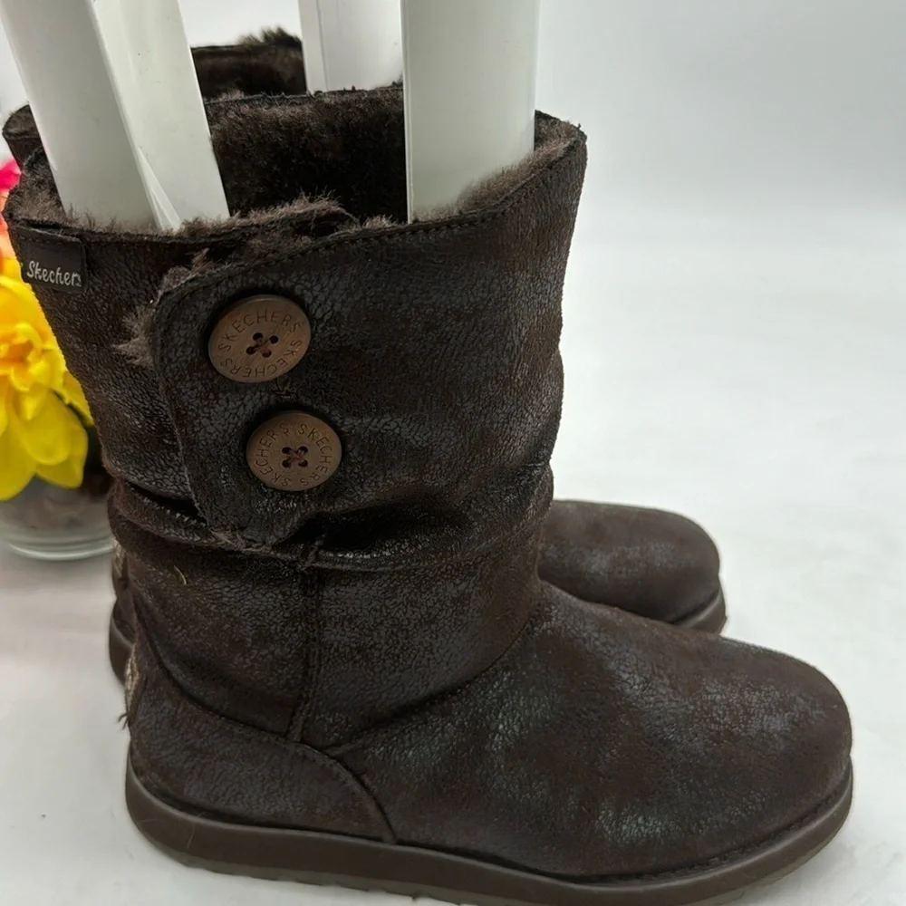 Skechers Chocolate Brown shiny Microfiber shin high boots faux fur inside Sz 7.5